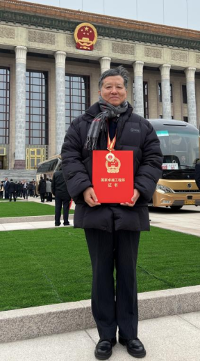 張金濤榮獲“國(guó)家卓越工程師”稱(chēng)號(hào)